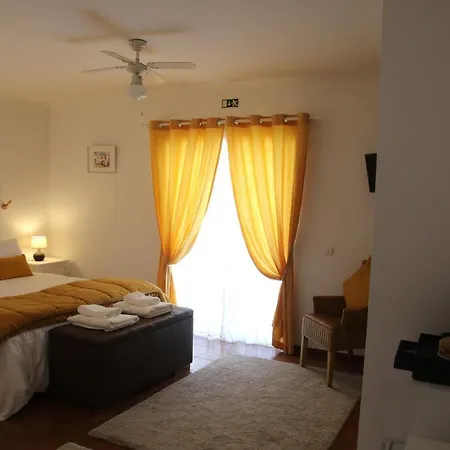 Casa Palmas * Obidos